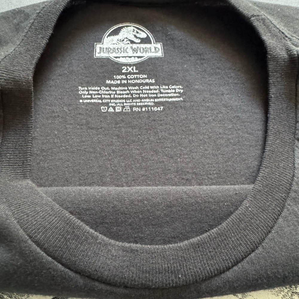 Black Short Sleeve Tee - Picture 3 of 4